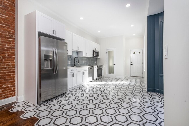 1925 N 32nd St in Philadelphia, PA - Building Photo - Building Photo