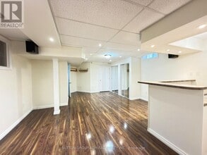 20 Aztec Ct in Richmond Hill, ON - Building Photo - Building Photo