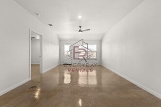 912 Cherry Laurel Ln in Killeen, TX - Building Photo - Building Photo