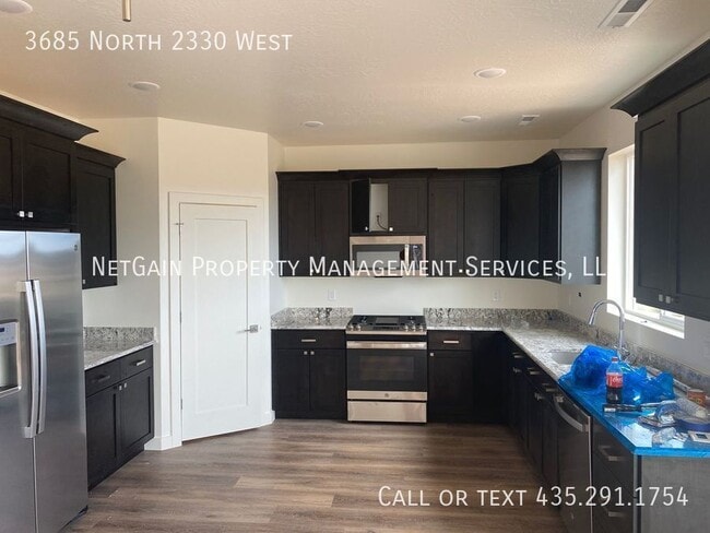 3685 2330 in Cedar City, UT - Building Photo - Building Photo