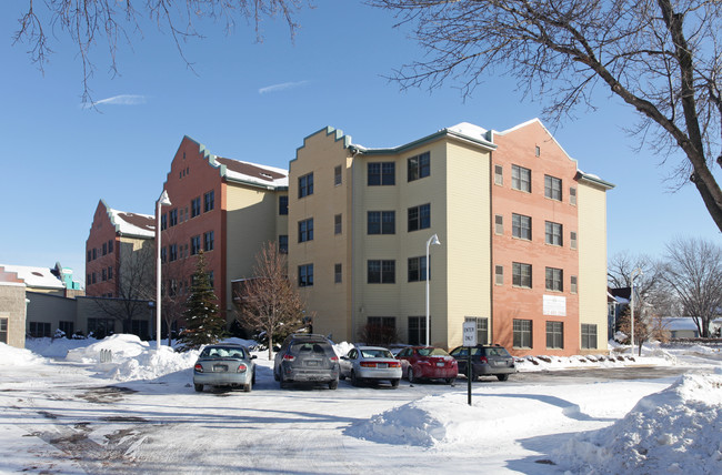 River Village in Minneapolis, MN - Building Photo - Building Photo