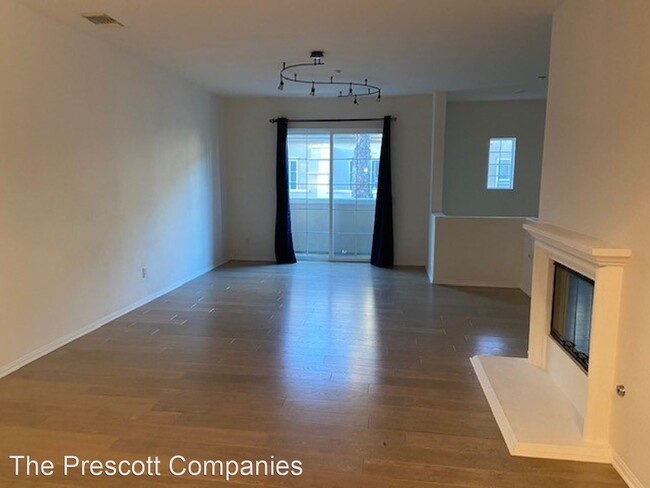 16934 Vasquez Way-Unit -Unit 94 in San Diego, CA - Building Photo - Building Photo