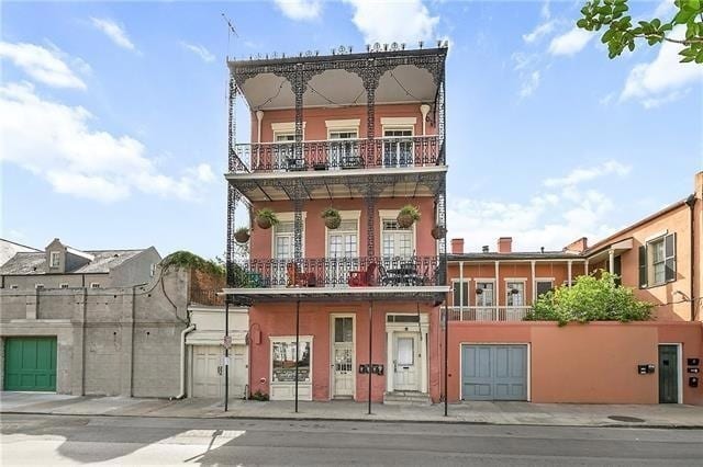 1212 N Rampart St, Unit 101 in New Orleans, LA - Foto de edificio