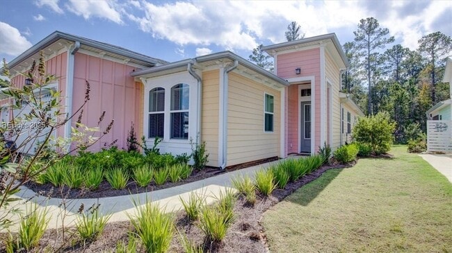 property at 125 Parrot Ave