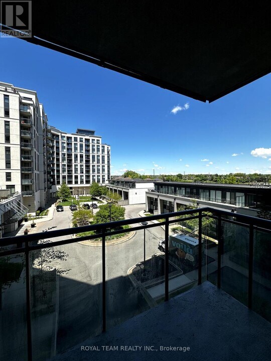 24-324 Woodstream Blvd in Vaughan, ON - Building Photo