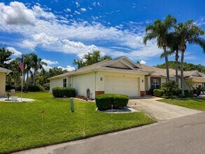 822 McCallister Ave in Sun City Center, FL - Building Photo - Building Photo