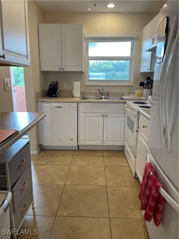 property at 200 Forest Lakes Blvd