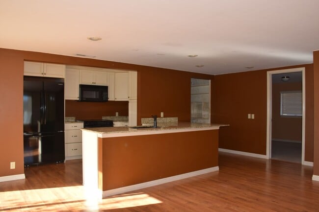 8749 Northcove Dr in Park City, UT - Building Photo - Building Photo