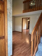 348 Boston Post Rd in Waterford, CT - Building Photo - Building Photo