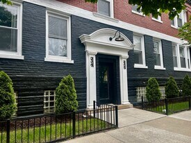 5315 N Damen Ave in Chicago, IL - Building Photo