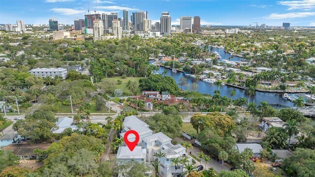 1111 Waverly Rd in Fort Lauderdale, FL - Building Photo - Building Photo