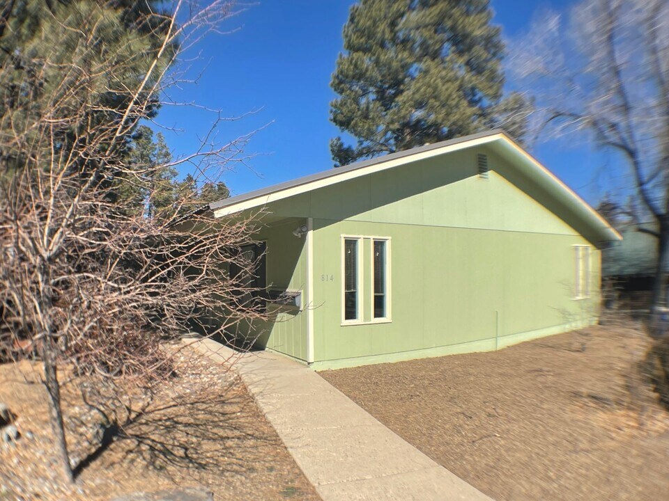 814 W Summit Ave-Unit -(464)  Unit 1 in Flagstaff, AZ - Building Photo