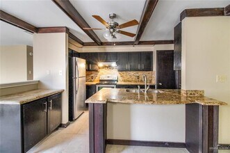 204 E Upas Ave in McAllen, TX - Building Photo - Building Photo