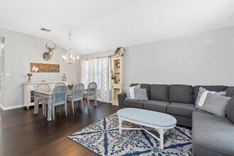 14500 Mowsbury Dr in Austin, TX - Building Photo - Building Photo