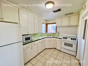 1720 Cherry Ave in Sanger, CA - Building Photo - Building Photo