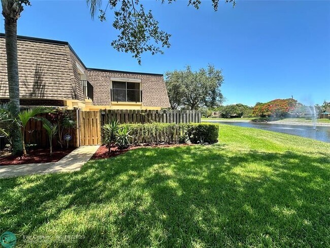 property at 2903 SW 22nd Cir