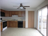 6 Quail Hollow Ct, Unit A in Glen Carbon, IL - Foto de edificio - Building Photo