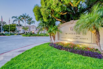 Windsor Aviara in Carlsbad, CA - Building Photo - Building Photo