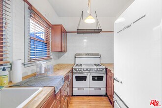 30 Paloma Ave in Los Angeles, CA - Building Photo - Building Photo