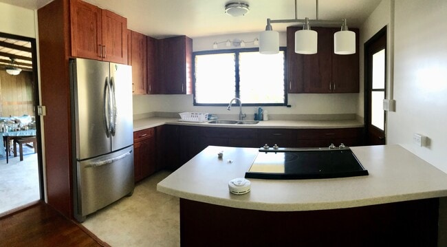 property at 2880 Kamehameha V Hwy