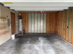 1449 NW Falls Creek Loop-Unit -2 in Oak Harbor, WA - Building Photo - Building Photo