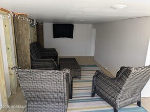102 W Tide Way in Lavallette, NJ - Building Photo - Building Photo