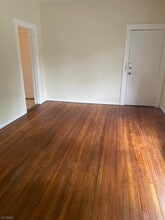 446 Wagaraw Rd in Fair Lawn, NJ - Building Photo - Building Photo