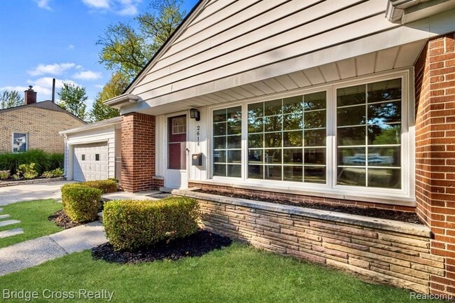 2614 Essex St in Royal Oak, MI - Building Photo - Building Photo