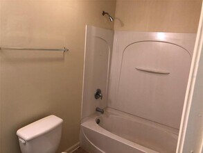 8736 Dandy Ave in Jacksonville, FL - Building Photo - Building Photo