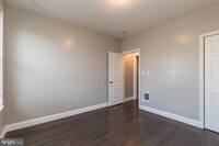 1837 E Harold St photo'