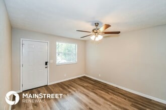 4080 Loys Dr in Jacksonville, FL - Building Photo - Building Photo