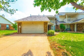 613 Doe Trail in Edmond, OK - Building Photo - Building Photo