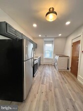5349 Wayne Ave in Philadelphia, PA - Foto de edificio - Building Photo