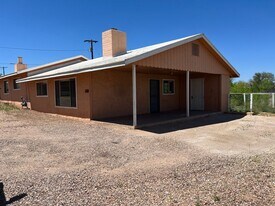 582-584 S 4th W St in Snowflake, AZ - Building Photo
