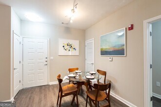 433 Highland Ave NE, Unit 02_1341 in Atlanta, GA - Foto de edificio - Building Photo