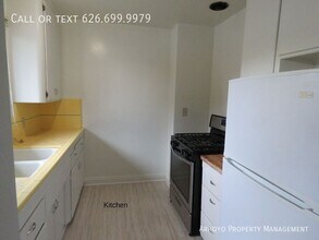 35 Allen Ave in Pasadena, CA - Building Photo - Building Photo
