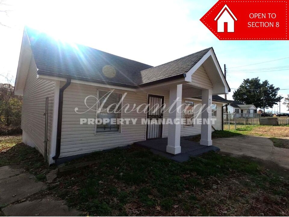 433 Blanche Rd in Memphis, TN - Building Photo