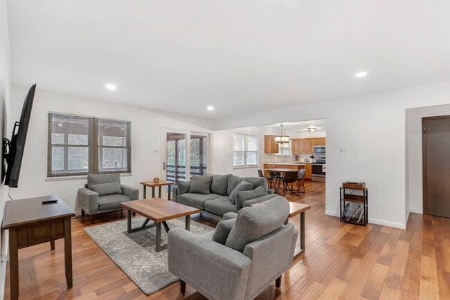 1010 Providence Rd, Unit SI ID1472908P in Ellisville, MO - Building Photo - Building Photo