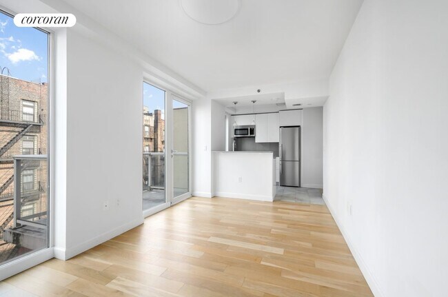 111 E 115th St in New York, NY - Building Photo - Building Photo
