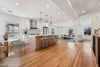 30 Woodland Ave in Summit, NJ - Building Photo - Building Photo