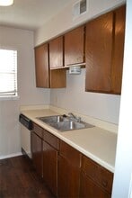 2526 W Prairie St, Unit 208 in Denton, TX - Building Photo - Building Photo