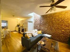 838 Huntington Ave, Unit 3 in Boston, MA - Building Photo - Building Photo