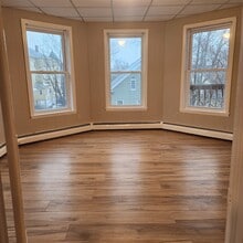 32 John St, Unit 3 in Worcester, MA - Building Photo - Building Photo