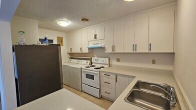 849 Westview Crescent in North Vancouver, BC - Building Photo - Building Photo