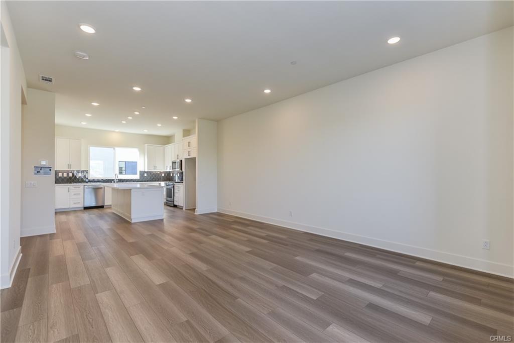 16432 Compass Ave in Tustin, CA - Building Photo