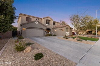 1918 W Bonanza Ln in Phoenix, AZ - Building Photo - Building Photo