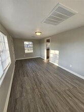 2919 Letulle Ave in Bay City, TX - Building Photo - Building Photo