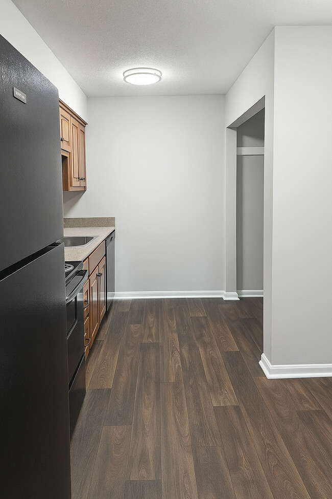 Knowles Pointe Apartments