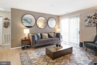 150 Steeplechase Way in Largo, MD - Building Photo - Building Photo