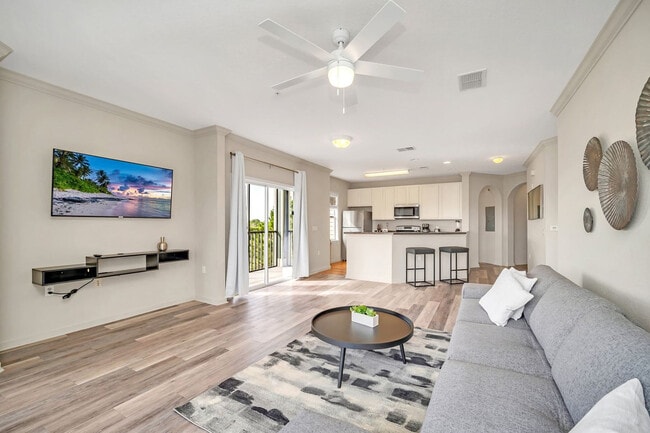 14200 Avalon Rd in Winter Garden, FL - Building Photo - Building Photo